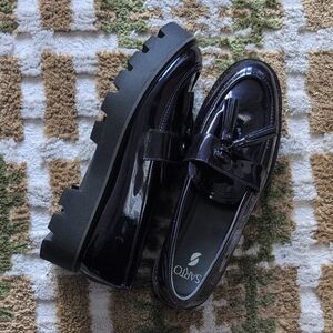 Franco Sarto Patent Purple Balinna Platform Tassel Loafers Size 9